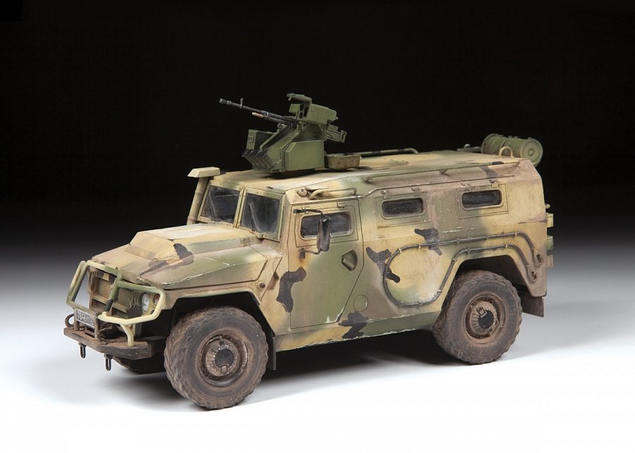 Zvezda 3683 Tigr-M with remote controlled turret Arbalet-DM 1/35 – imagen 3