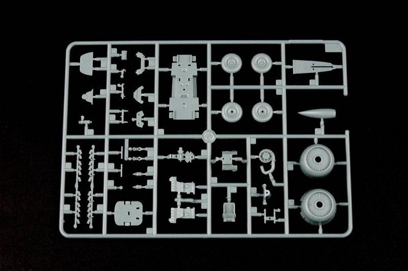 Hobby Boss 81701 Ta 152 C-0 1/48 – image 8