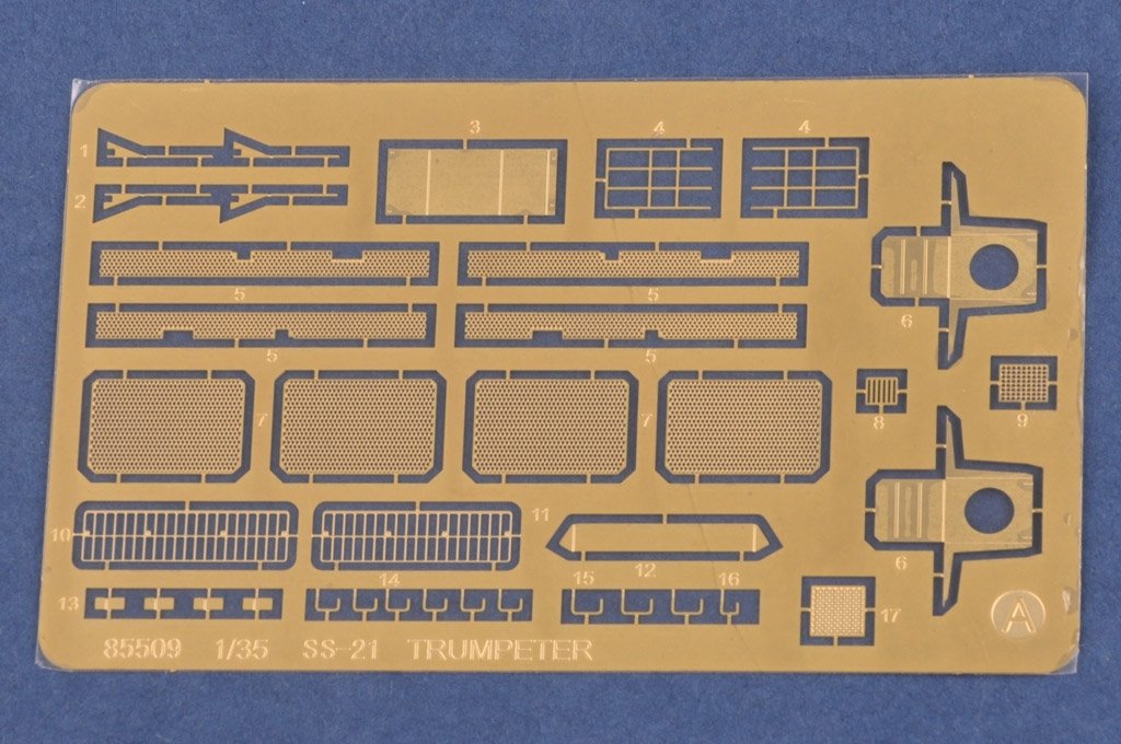 Hobby Boss 85509 Russian 9K79 Tochka (SS-21 Scarab) IRBM 1/35 – immagine 12