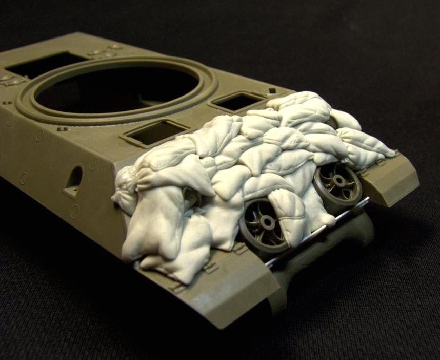 Panzer Art RE35-094 Sand armor for M10 “Wolverine” tank destroyer 1/35 – image 4