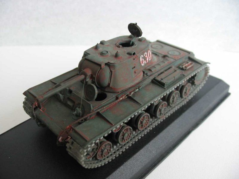 PST 72035 KV-1C Heavy Tank 1/72 – image 5
