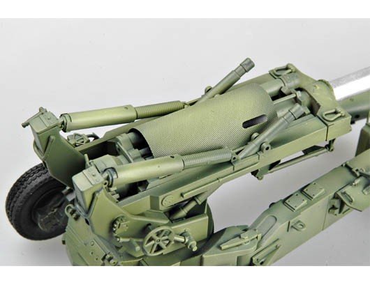 Trumpeter 02306 M198 155mm Medium Towed Howitzer (early version) 1/35 – image 4
