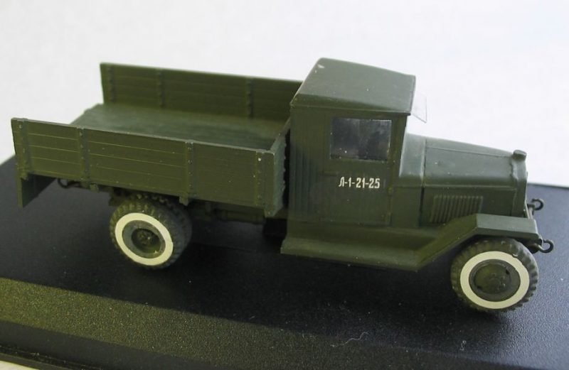 PST 72029 Truck ZiS-5V 1/72 – obrázek 3