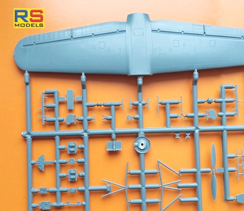 RS Models 92272 Arado Ar 199 late version 1/72 – immagine 4