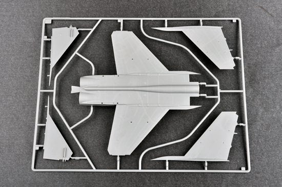 Trumpeter 01681 Russian MiG-31M Foxhound 1/72 – Bild 6