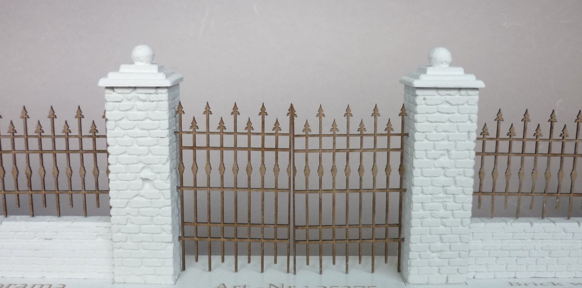 RT-Diorama 35275 Brick wall with Fence 1/35 – immagine 4