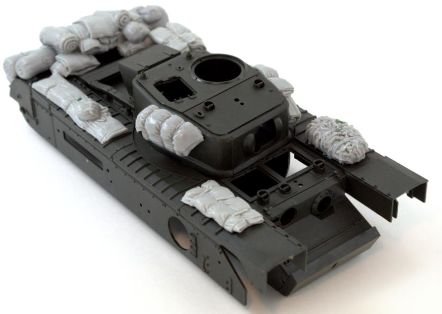 PanzerArt RE35-580 Stowage set for MkIV “Churchill” (AFV kits) 1/35 – image 5