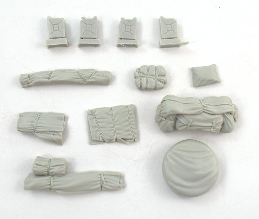 Panzer Art RE35-498 Stowage set for Sd.Kfz 234 vehicles 1/35 – Bild 4