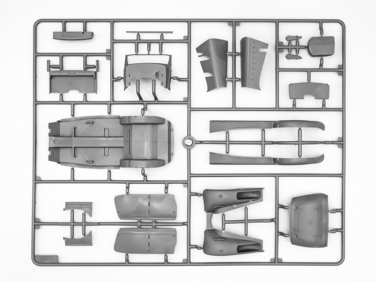 ICM 35533 Typ 770K (W150) Tourenwagen 1/35 – obrázek 2