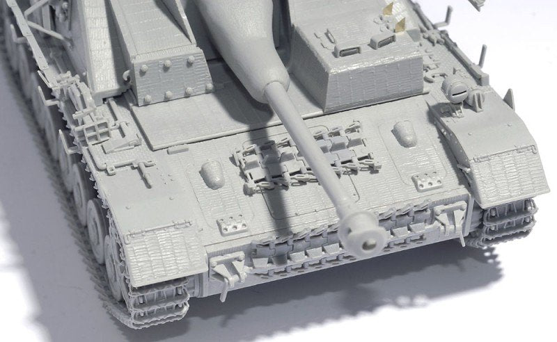 Dragon 6576 d.Kfz. 167 StuG. IV Early Production w/Zimmerit 1/35 – image 9