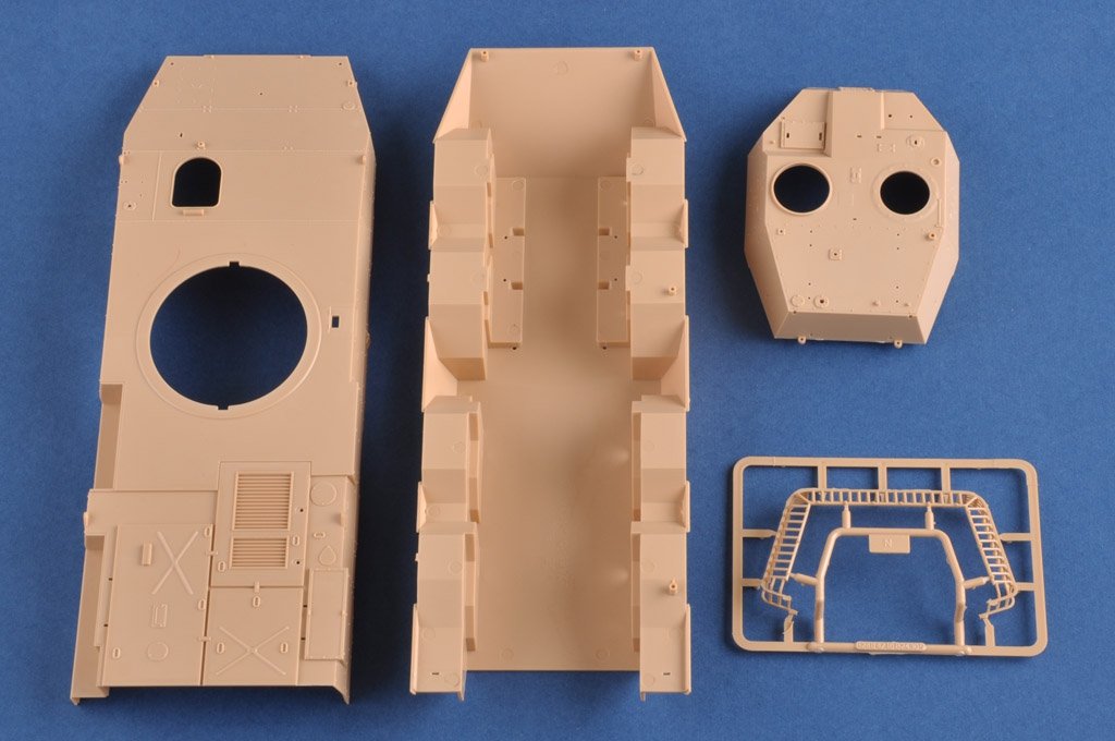 Hobby Boss 84505 PLA ZTL-11 1/35 – Bild 4
