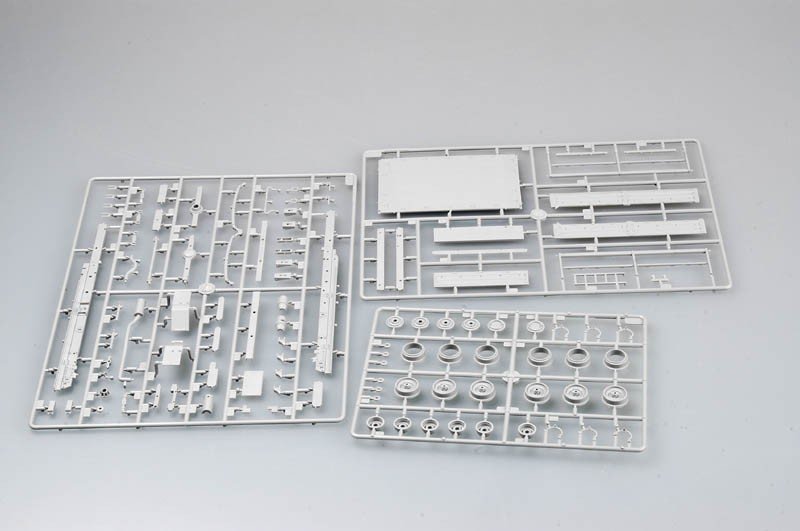 Trumpeter 01004 M1078 Light Medium Tactical Vehicle (LMTV) Standard Cargo Tru 1/35 – imagen 11