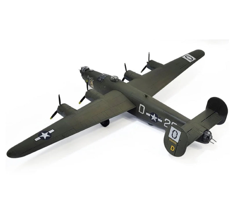 Academy 12584 USAAF B-24H Liberator Zodiac 1/72 – image 3