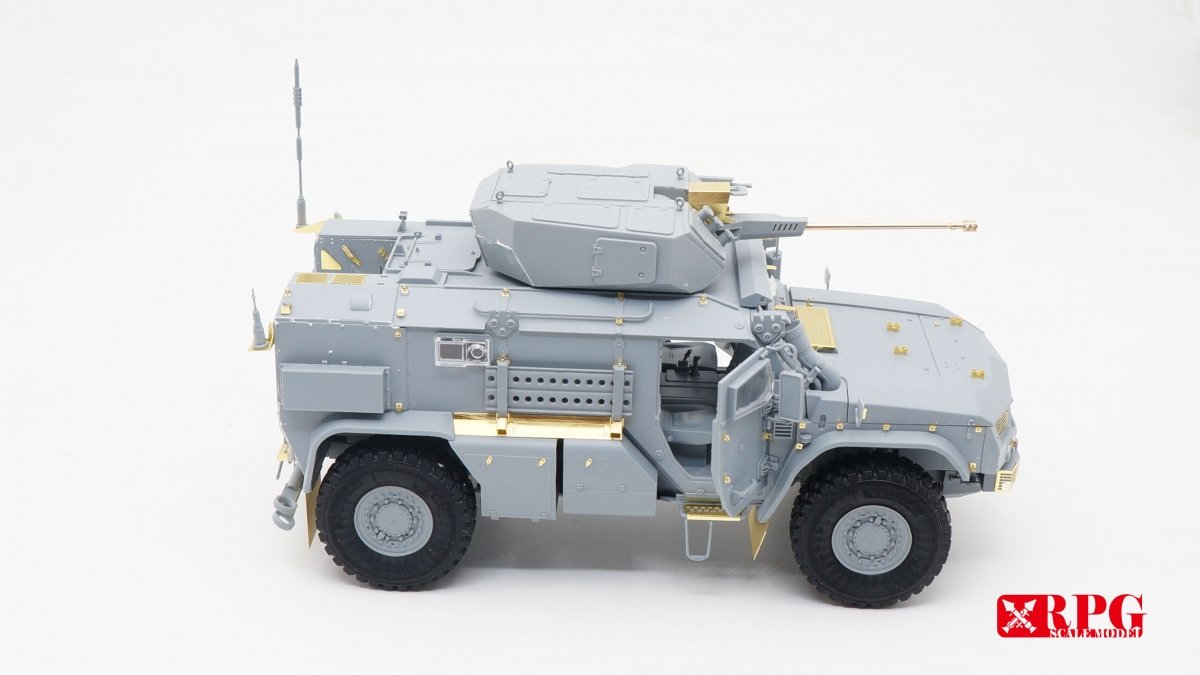 RPG Model 35002 KAMAZ K-4386 Typhoon-VDV with 30 mm 2A42 cannon system 1/35 – Bild 5
