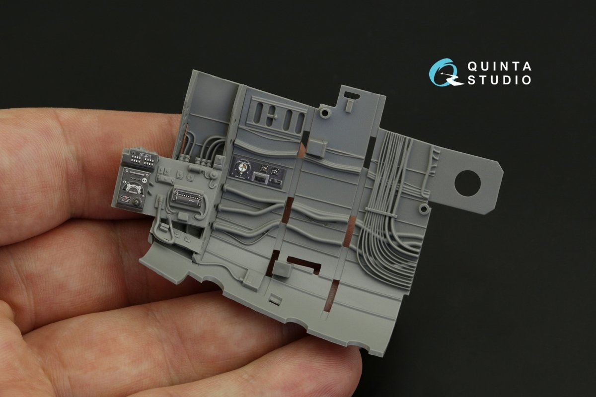 Quinta Studio QD32150 Avro Lancaster B. Mk.I/III 3D-Printed &amp;amp; colored Interior on decal paper (Border Model) 1/32 – immagine 12