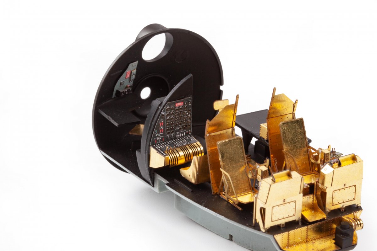 Eduard 73807 B-29 interior HOBBY 2000, ACADEMY 1/72 – obrázek 7