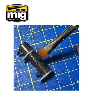 Pâte antidérapante Ammo of Mig 2034 - Couleur noire pour maquettes 1/72 et 1/48  – image 8