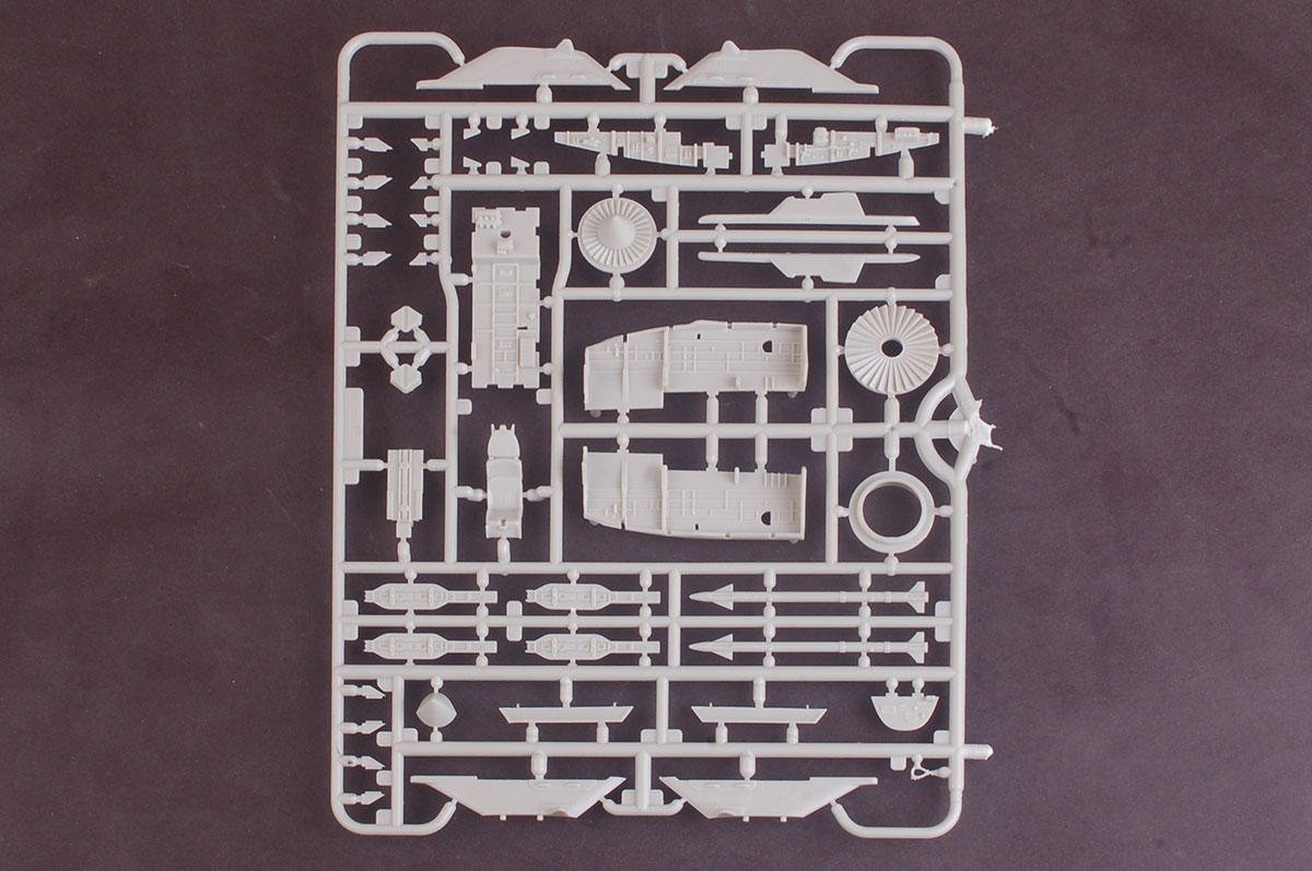 Kitty Hawk 80132 F-35C Lighting II 1/48 – Bild 8