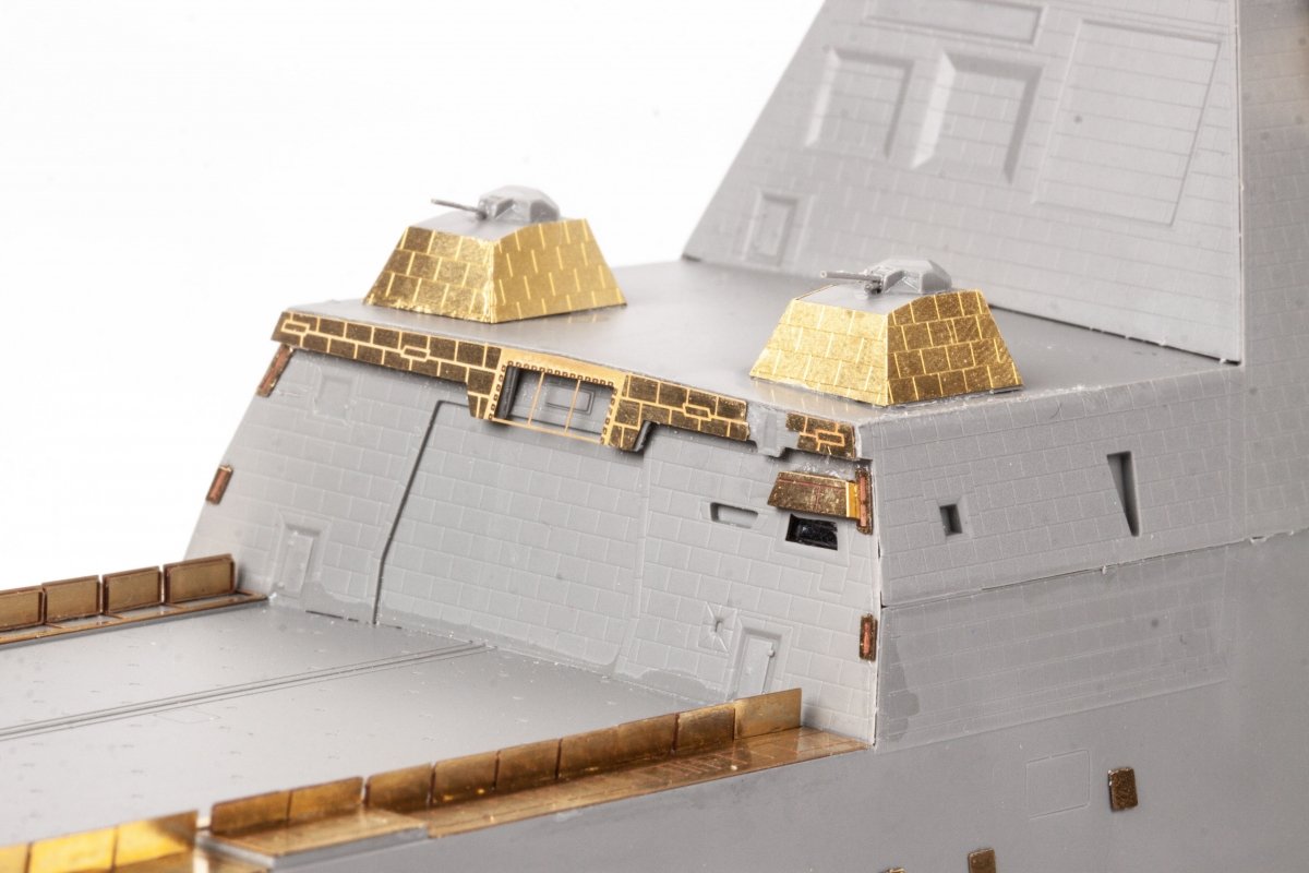 Eduard 53288 USS DDG-1000 Zumwalt SNOWMAN MODELS, TAKOM 1/350 – image 12