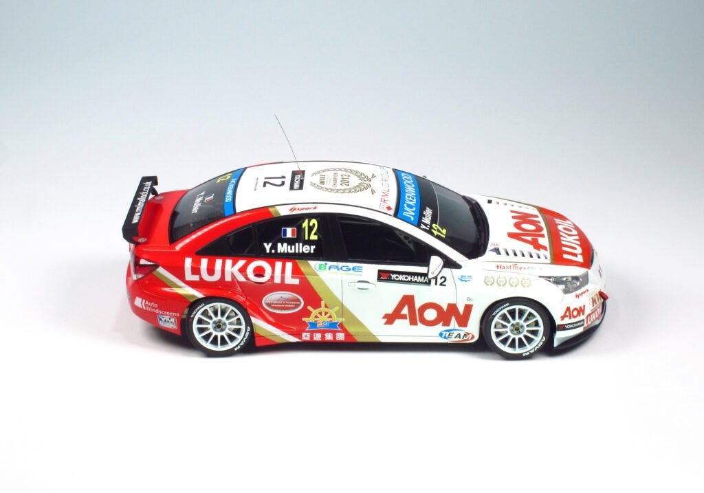 NuNu PN24022 Chevrolet Cruze 1.6T 13 WTCC WORLD CHAMPION 1/24 – image 5
