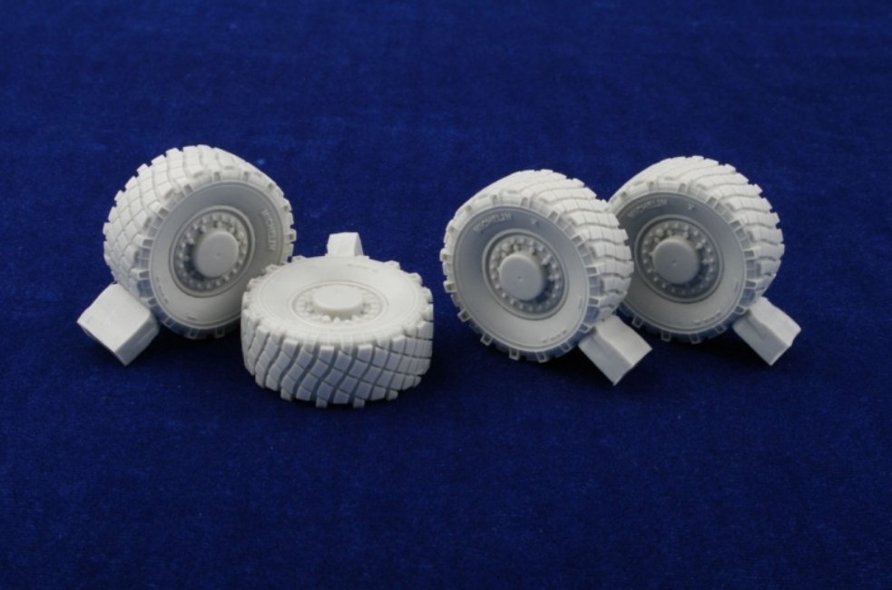 MK1 Design MM-35009 M-ATV DX PACK II (With Wide Resin Tire) 1/35 – Bild 3