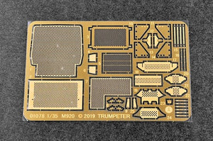 Trumpeter 01078 M920 Tractor tow with M870A1 semitrailer 1/35 – obrázek 7