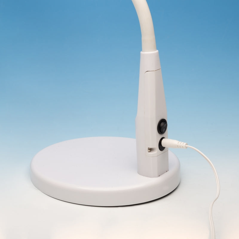 Lightcraft LC8080USB-EU Compact LED Desk Magnifier Lamp – image 6