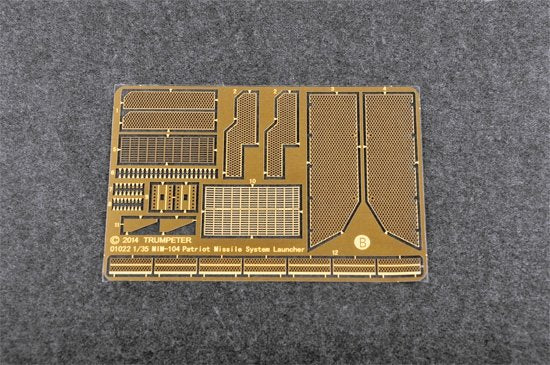 Trumpeter 01023 MPQ-53 C-Band Tracking Radar 1/35 – obrázek 11