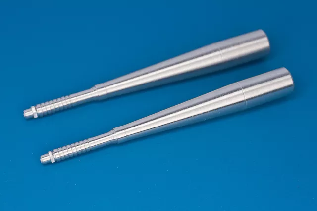 RB Model 32AB04 20mm Hispano cannons for Supermarine Spitfire Mk. Vb 2pcs 1/32