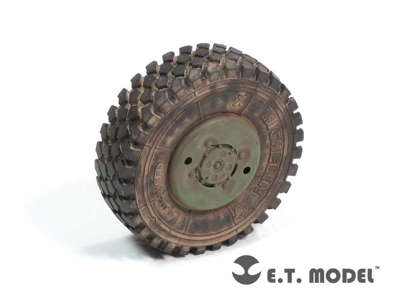 ET Model ER35-041 Modern US M1070 Truck Tractor Weighted Road Wheels For HOBBYBOSS 85502 1/35 – Bild 2
