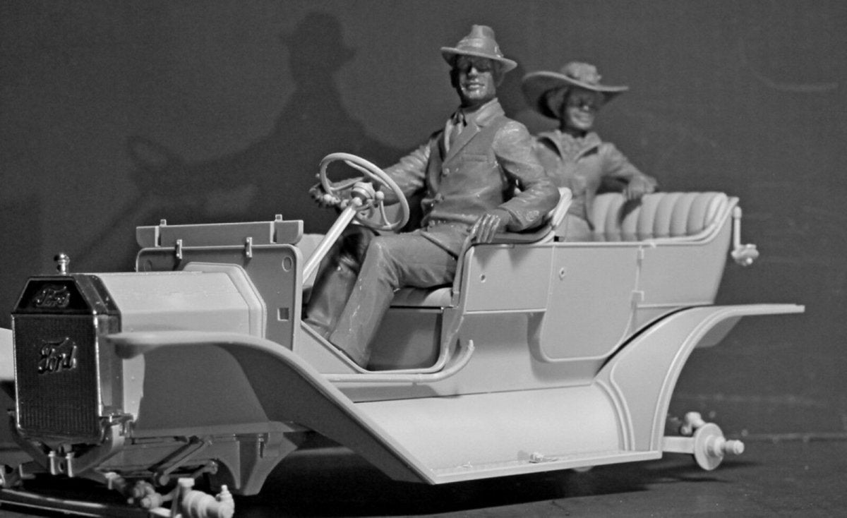 ICM 24013 American Motorists (1910s) (1/24) – image 2