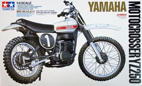 Tamiya 16036 Yamaha Motocrosser YZ250 1/6