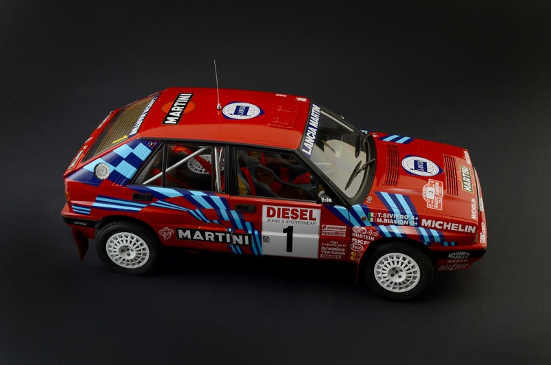 Italeri 4712 Lancia Delta HF Intégrale Sanremo 1989 1/12 – image 6