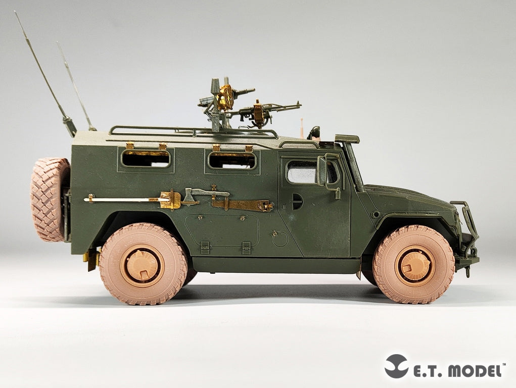 ET Model P35-154 Russian GAZ-233014 STS TIGER Armored High-Mobility Vehicle Sagged Wheels For Meng Kit 1/35 – image 10