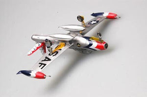 Hobby Boss 80247 F-84G Thunderjet Fighter 1/72 – Bild 5
