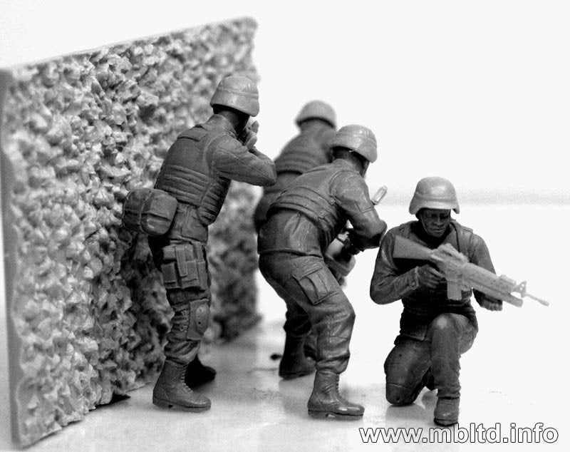 Master Box 3575 Iraq kit 1 (US Troops) 1/35 – Bild 5