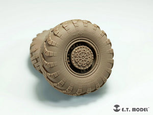 ET Model P35-114 15U175 TEL of RS-12M1 Topol-M ICBM complex Sagged wheels For TRUMPETER Kit 1/35 – obrázek 7