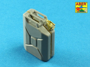 Aber 16158A German WW II 20L Jerry Can closings &amp;amp; 200L fuel drum covers (choice A) (1/16) – obrázek 11