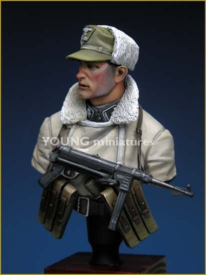 Young Miniatures YM1809 &amp;#39;TOTENKOPF&amp;#39; Division WWII 1/10 – image 4