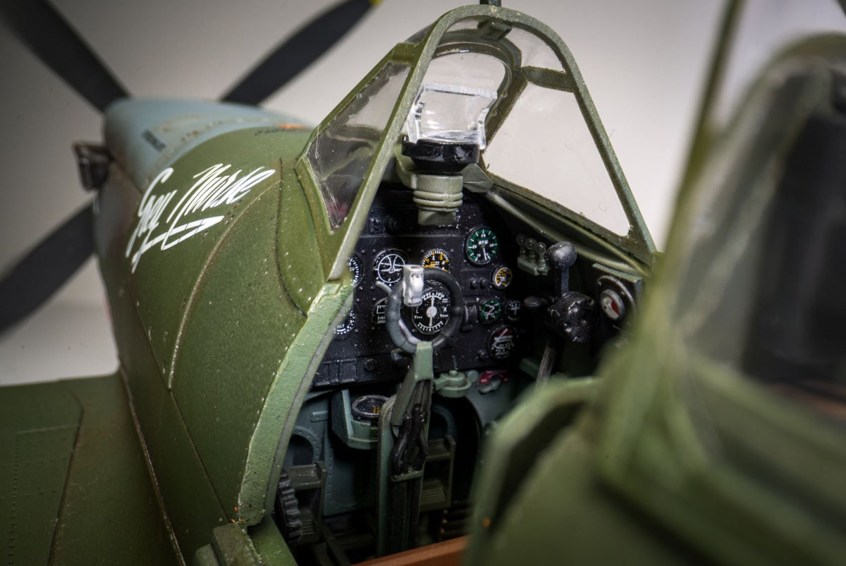 Airfix 17002 Supermarine Spitfire Mk.VIII 1/24 – image 13
