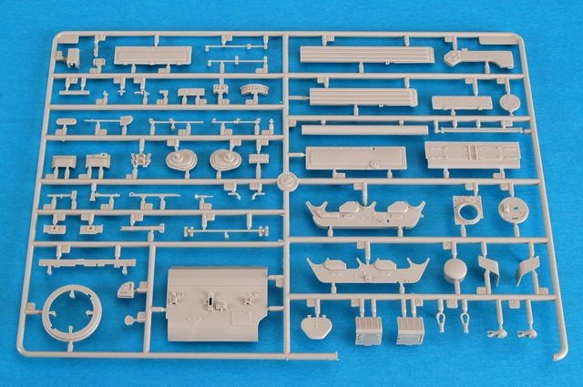 Trumpeter 00361 Russia SAM-6 antiaircraft missile 1/35 – image 18