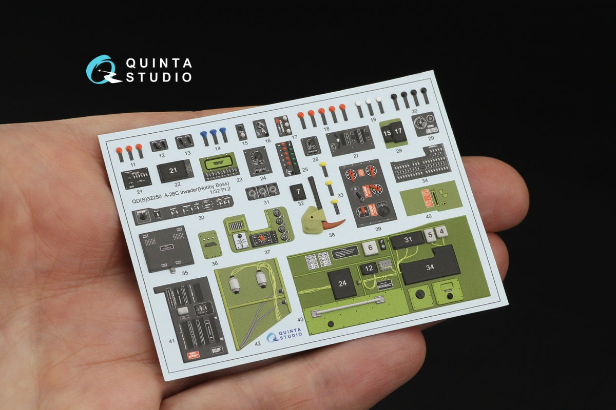 Quinta Studio QDS-32250 A-26C Invader 3D-Printed &amp;amp; coloured Interior on decal paper (Hobby Boss) (with 3D-printed resin parts) 1/32 – zdjęcie 4