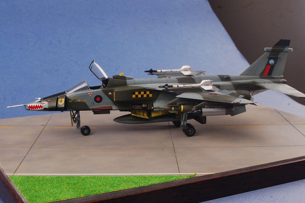 Kitty Hawk 80106 Sepecat Jaguar GR.1/GR.3 1/48 – image 2