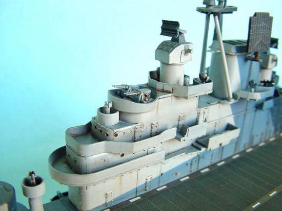 Trumpeter 05603 US Aircraft Carrier CV-10 Yorktown 1944 (1/350) – obrázek 6