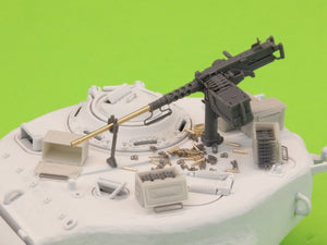 Master GM-35-063 Browning M2HB .50 cal (12,7mm) - karabin maszynowy z mocowaniem czołgowym - okres II w.św. (wczesna kołyska M23 z wczesnym zasobnikiem na amunicję) 1/35 – zdjęcie 15