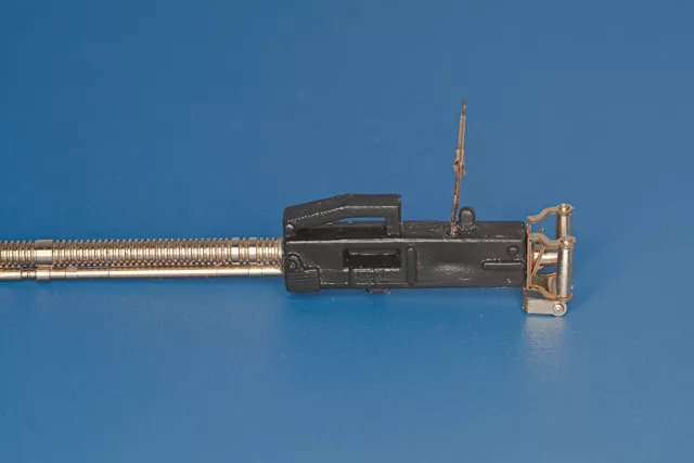 RB Model 35B122 12.7mm DSHK m. 1946 Soviet heavy machine gun 1/35 – Bild 4