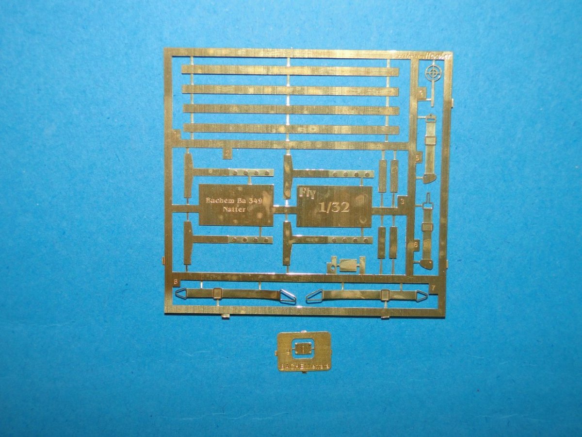 Fly 32002 Bachem Ba 349 A Natter 1/32 – imagen 9
