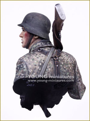 Young Miniatures YM1895 Young German Soldier WWII 1/10 – obrázek 3