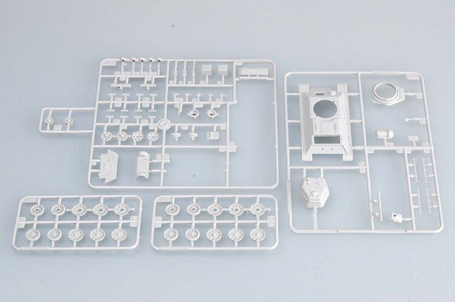Trumpeter 07208 T-34/76 Model 1943 1/72 – image 3