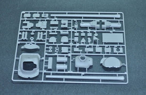 Trumpeter 00915 SU-100 SPG 1/16 – image 8